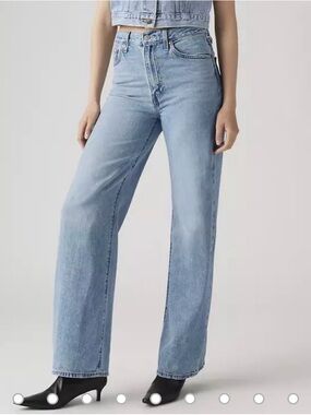 Levi's Light Blue Boyfriend High-Rise Jeans